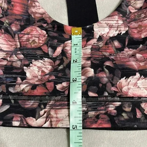 Lululemon Break Free Bra - Image 8