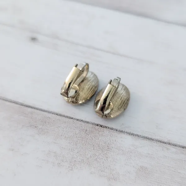 Vintage Clip On Earrings Oval Shape 5/8" Metallic - Fair Condition - Image 7