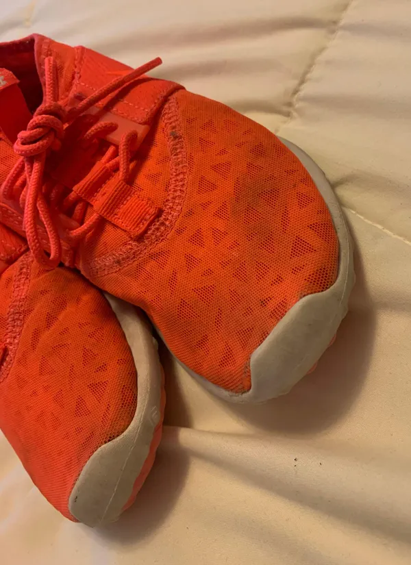 Orange  shoes - Image 3