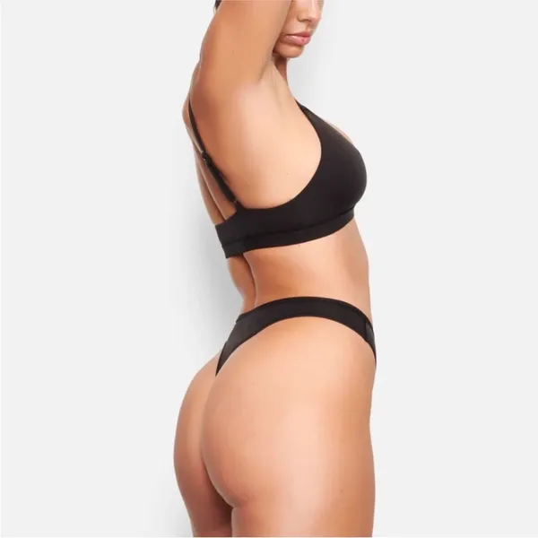 SKIMS Black Triangle Bralette M NEW - Image 3