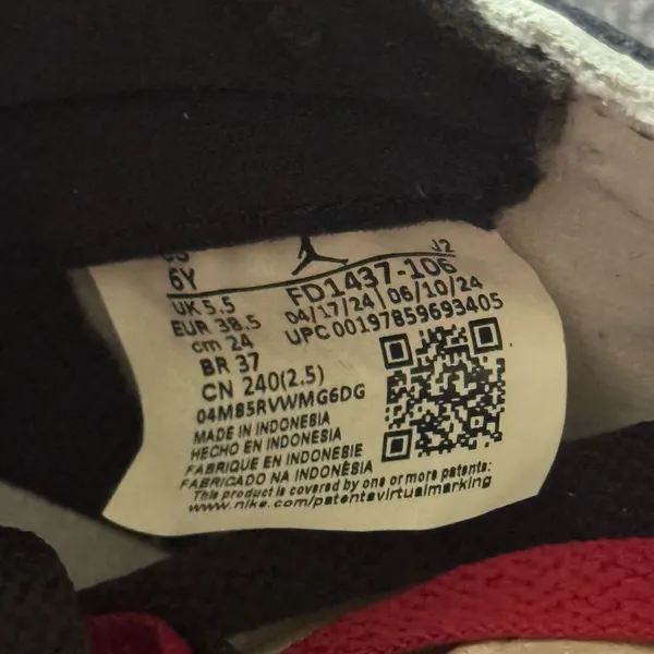 Nike Jordan Air Jordan 1 Retro High OG GS Black White Varsity Red FD1437-106 Youth 6Y - Image 6