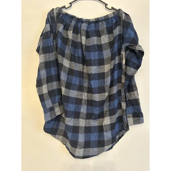NWT S/M Urban‎ Renewal Blue Plaid Off The Shoulder Button Front Flannel Top - Image 6