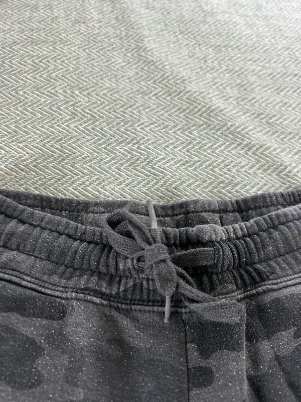 Alpha Chi shorts Gray Size M - Image 3