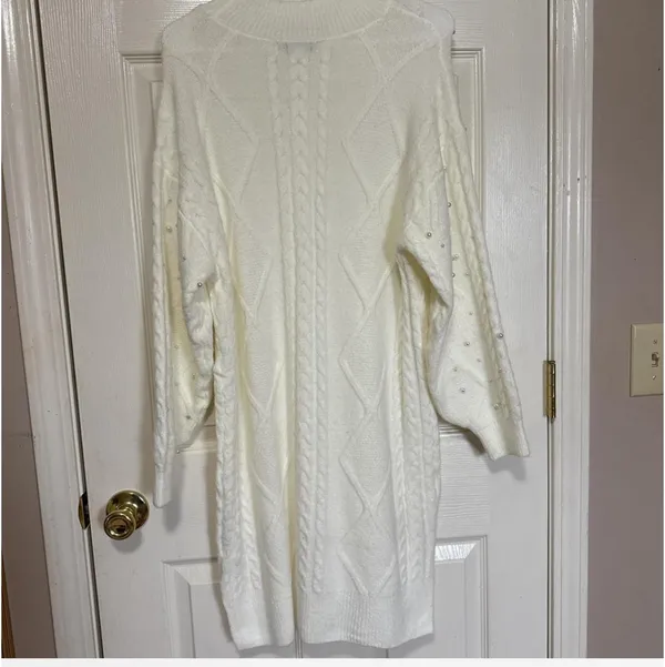 Francesca's Sweater dress - Image 3