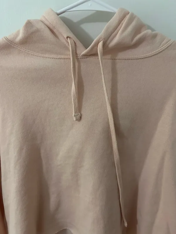 Pink Cropped Hoodie - Image 4