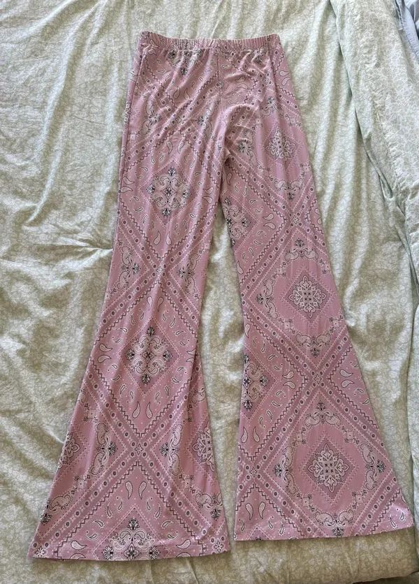 Forever 21 Pink Paisley Pants - Image 4