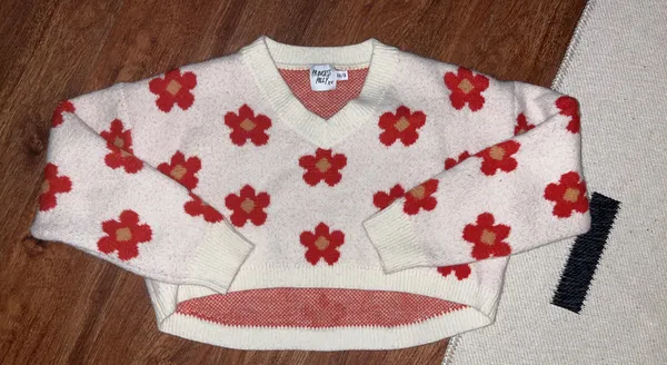 Cropped Sweater - Image 3