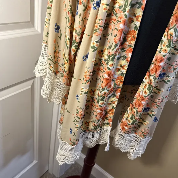 Umgee Cardigan Kimono Boho Floral Sz M/L Open Front Duster Coverup Gypsy - Image 2
