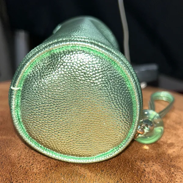 MAC Cosmetics Shimmering Green Cosmetics Case - Image 5