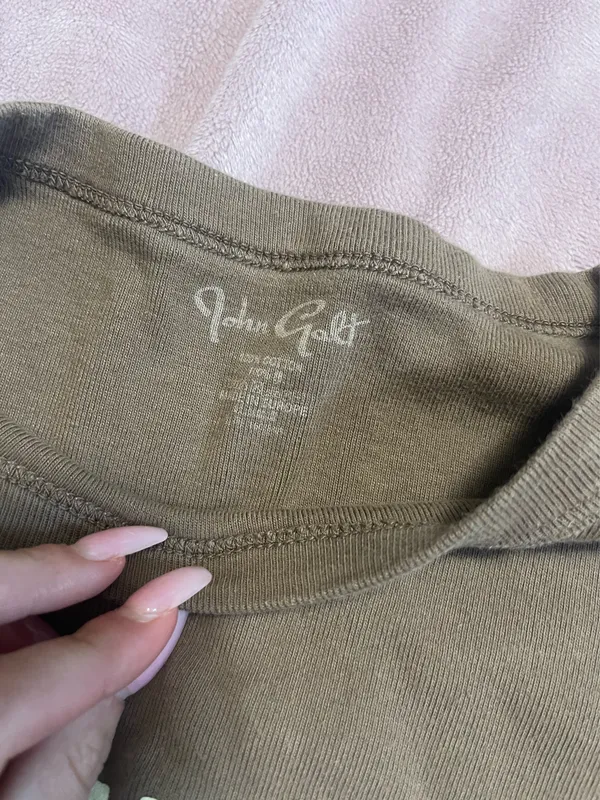 Brandy Melville Baby Tee - Image 2