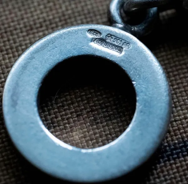 Gucci charm bracelet size 7.5 inches sterling silver - Image 4
