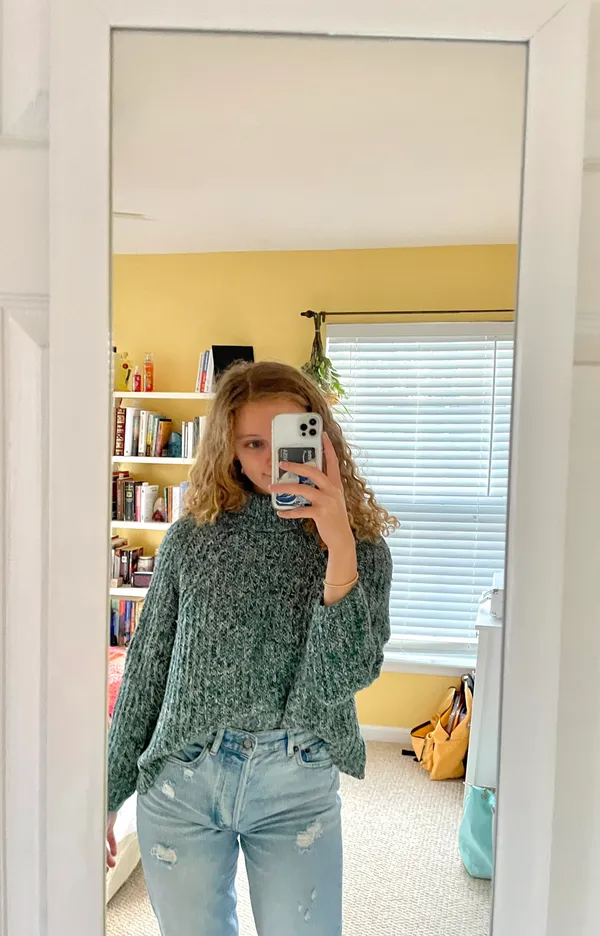 Urban Outfitters Blue Sweater - Image 3