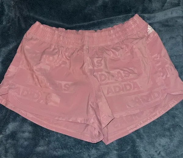 Adidas shorts - Image 4