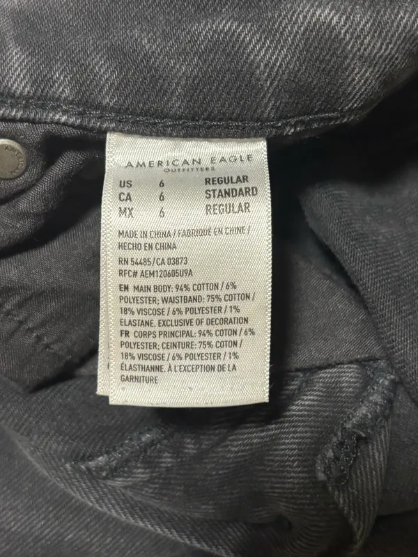 American Eagle Boyfriend Jeans - Image 5