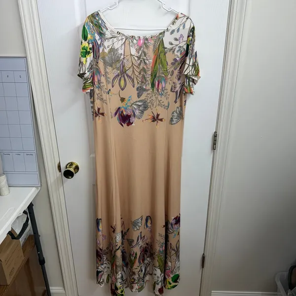 Lily by Firmiana tan‎ butterfly floral artsy scoop neck stretch maxi dress large - Image 6