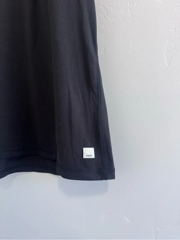 Vuori Black Racerback Tanktop Medium - Image 2