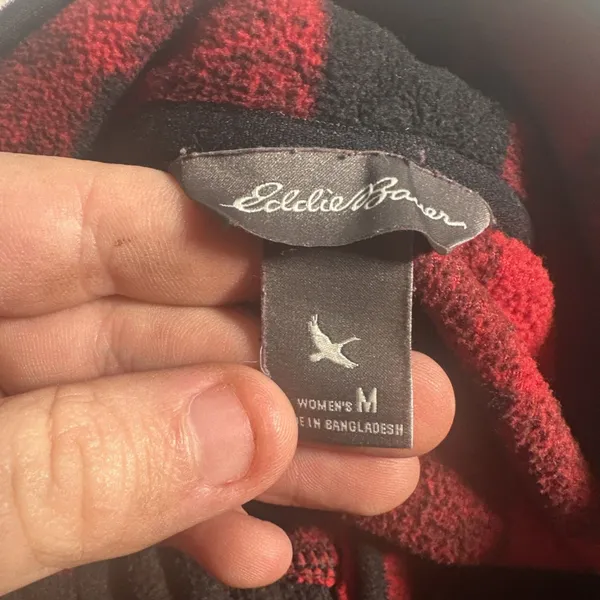Eddie Bauer Women’s Medium Red Black Buffalo Plaid Fleece Pullover Snap Neck - Image 11