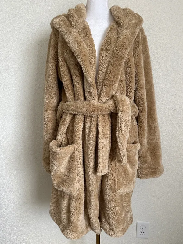 UGG Aarti Hooded Teddy Sherpa Fleece Robe in San Camel Beige NWT Sz. M - Image 8