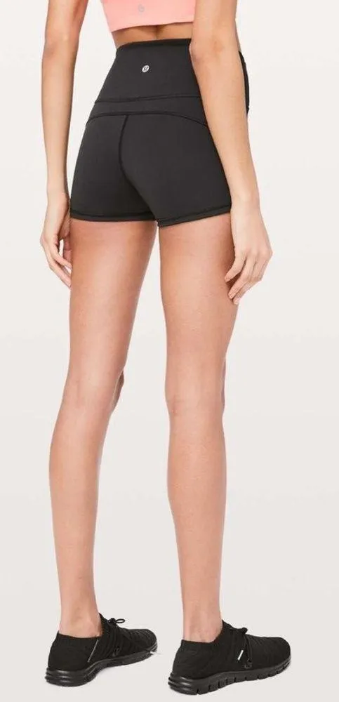 LULULEMON In Movement Short Everlux 2.5" in Black Sz. 10 - Image 2