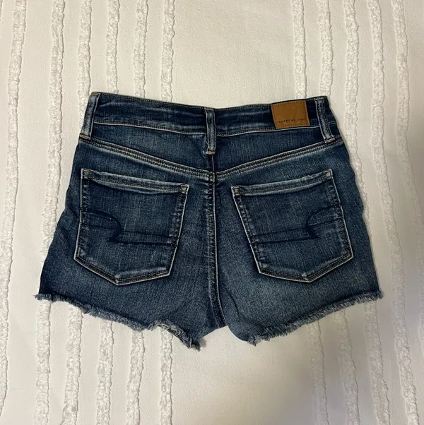 American Eagle Shorts - Image 2