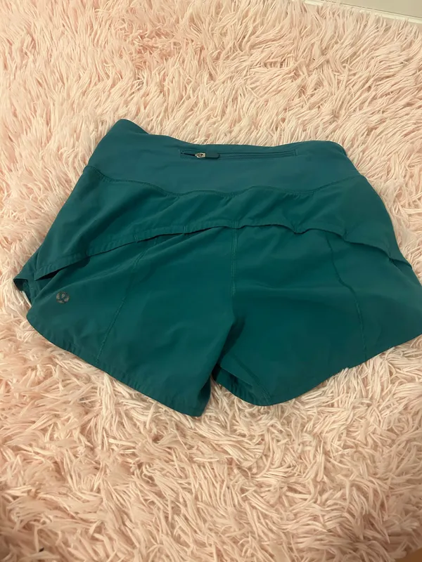 Lululemon Shorts Speed Up - Image 2