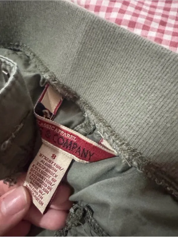Y2K Olive Green Drawstring Capris - Image 3