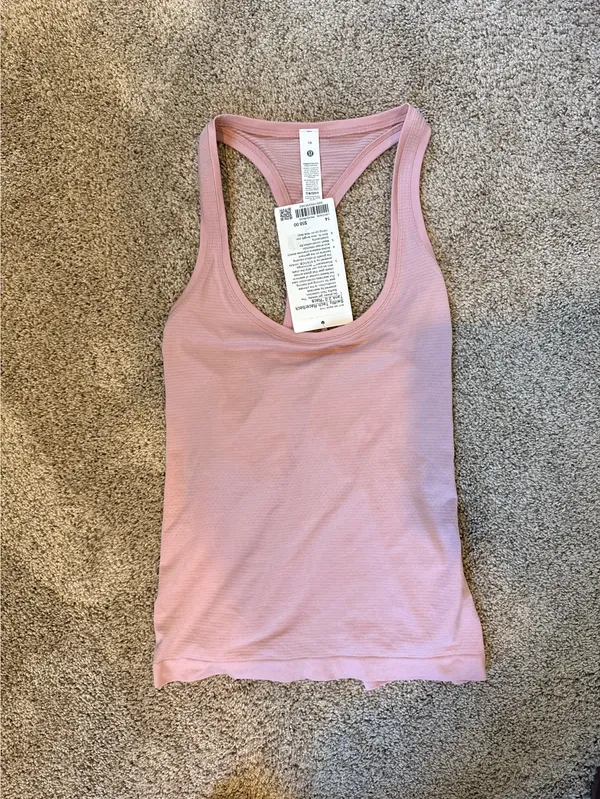 Swiftly Tech Racerback Tank 2.0 Lululemon Top - Image 4