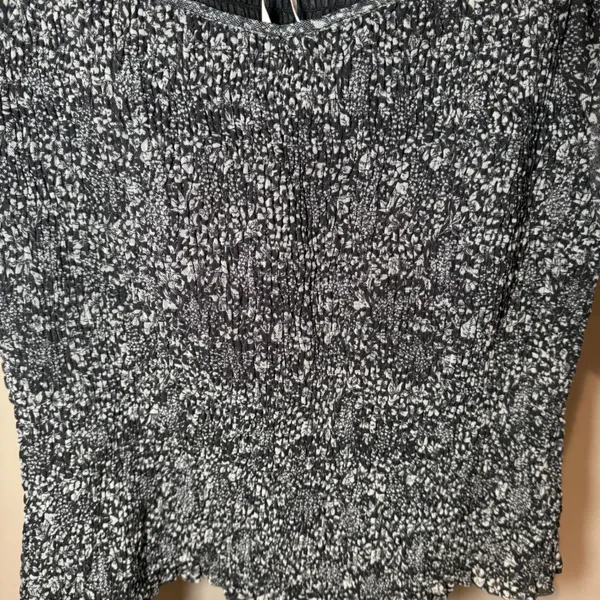 Anthropologie Aurelia Smocked Shirt Puff Short Sleeve Black White Size Large‎ - Image 3