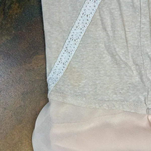 Entro Sleeveless Lace Semi-Sheer Tank Top Large - Image 12