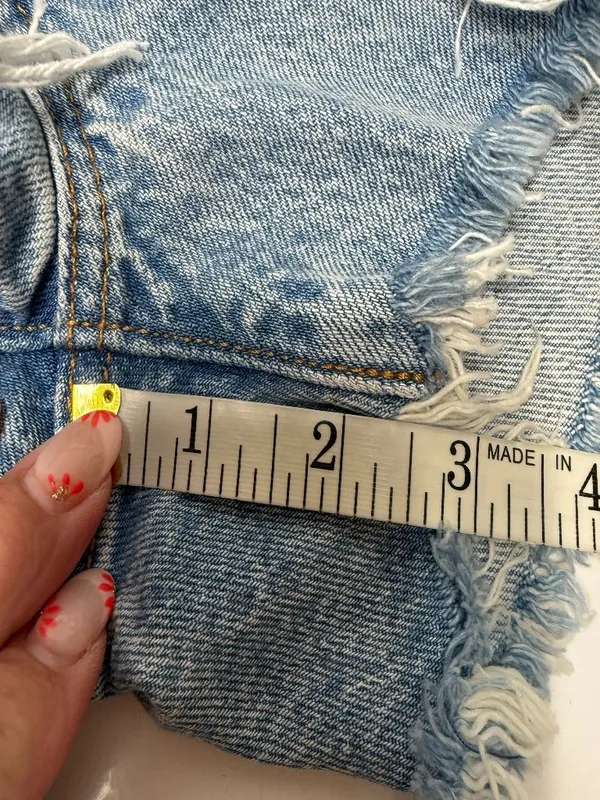 *NEW* Levis' 501® Original Fit High-rise Women's Shorts - Image 11
