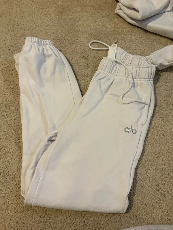 Alo Sweat Set - Image 5