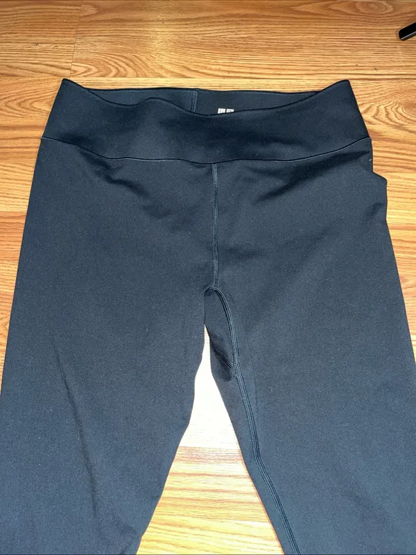 Uniqlo Leggings black size XL - Image 2