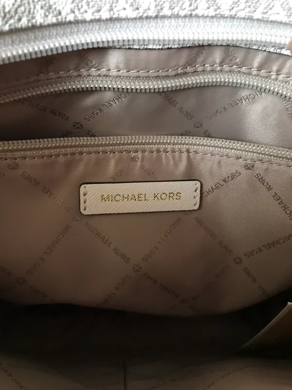 Michael Kors Purse - Image 10