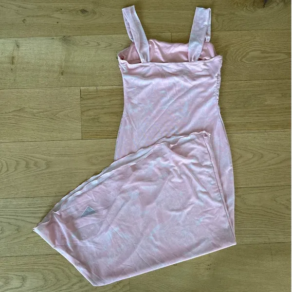 Gorglitter - Ruched Topm Sleeveless Bodycon Midi Dress in Pink & White - Image 4