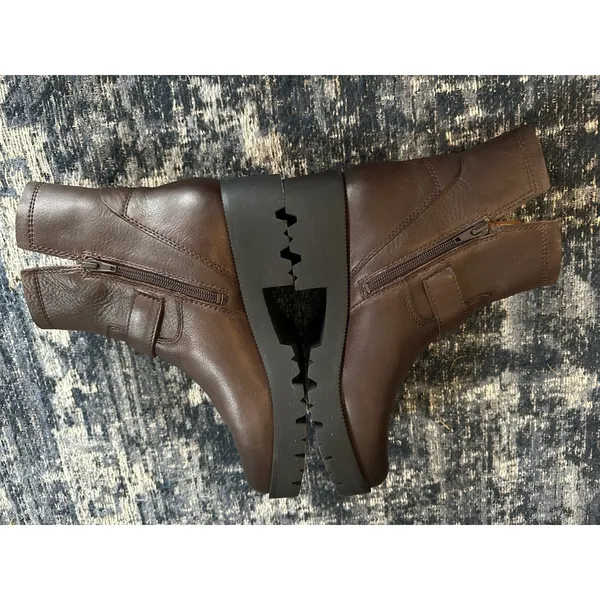ZODIAC Miller Boots Brown Leather Buckles Zip Biker Moto Lug Sole Women’s 10 EUC - Image 4