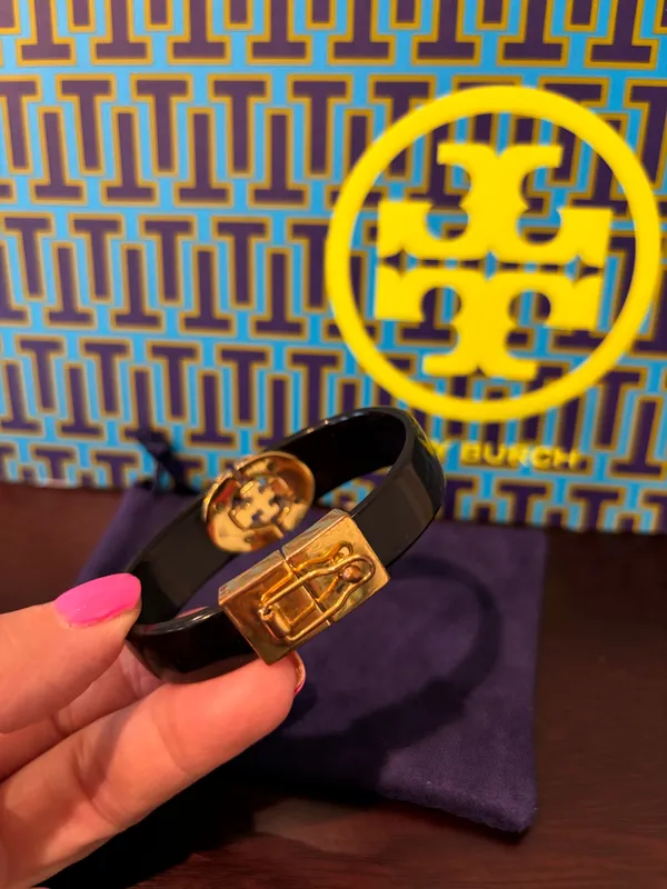 Tory Burch Black Resin Cuff Bracelet - Image 6