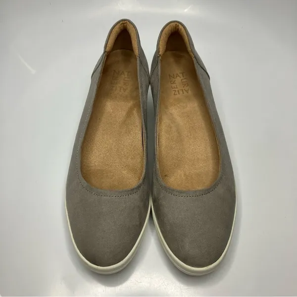 Naturalizer Sam wedge pumps gray‎ size 10 - Image 2
