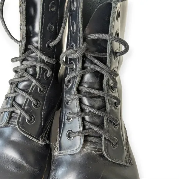Dr. Martens Black 1460 Size 6 Smooth Leather Lace Up Boots Grunge Punk - Image 12