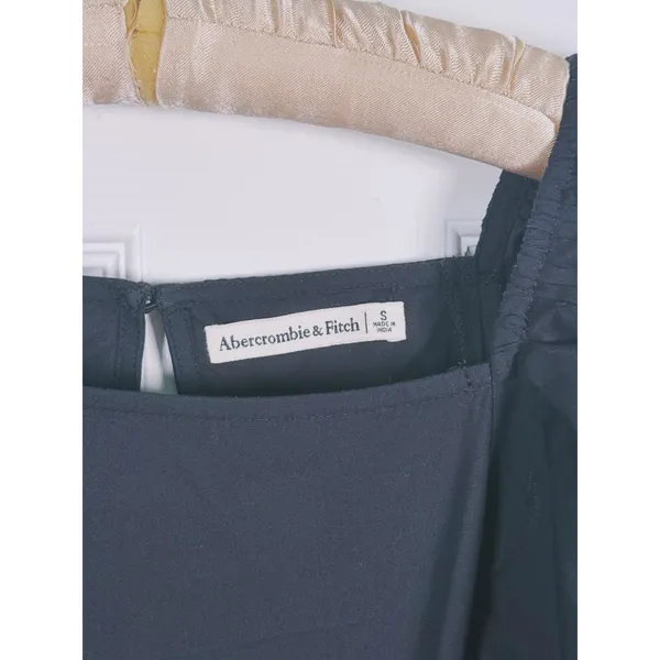 Abercrombie & Fitch Poplin Flutter Sleeve Top Small Black Preppy Quiet Luxury - Image 4