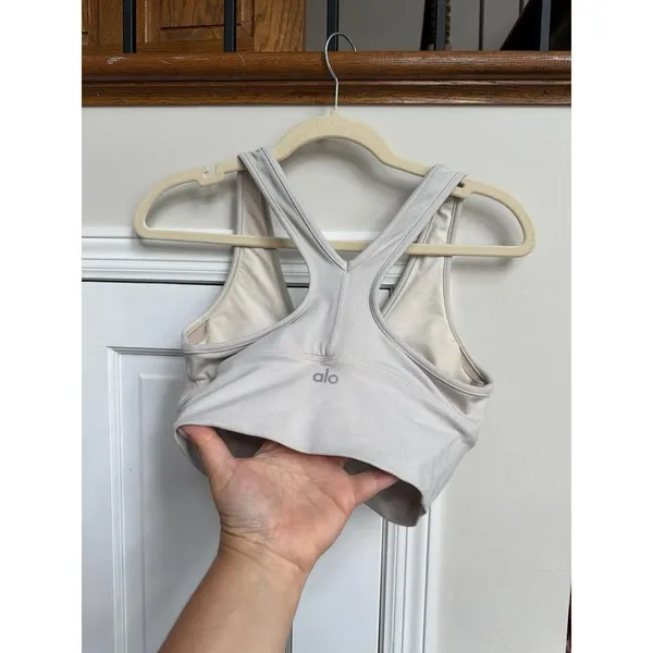 Alo Yoga Wild Thing Bra plunging V-neckline white small - Image 2