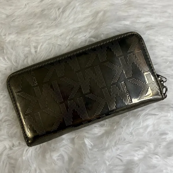MICHAEL KORS Metallic Silver Zip Around Wallet - Image 2