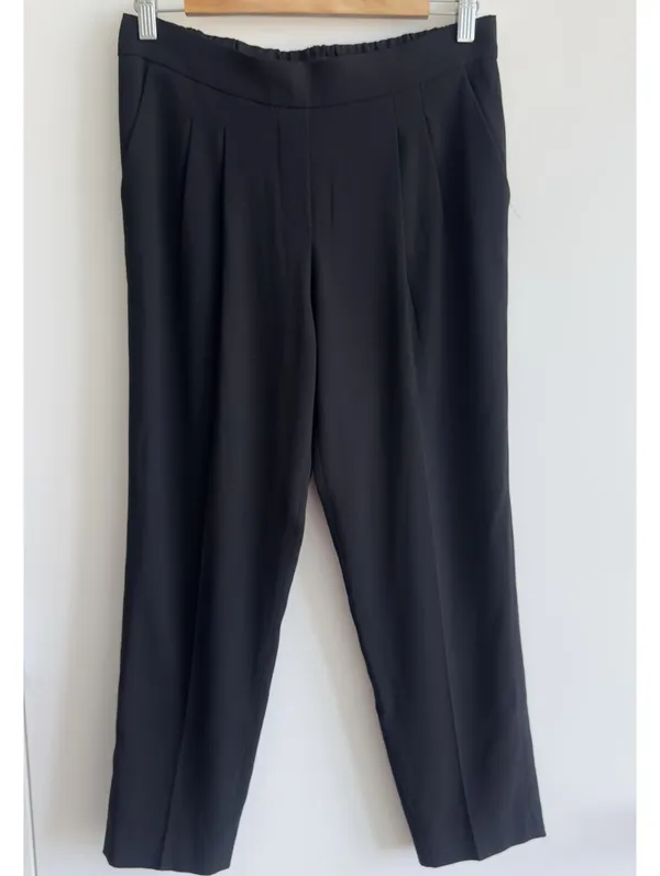 Aritzia Babaton Conan Pant Black Size 4 Slim Fit Pull On Crepe Trousers - Image 2