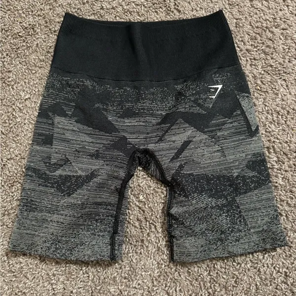 Gymshark Adapt Ombre Seamless Cycling Shorts - Image 3