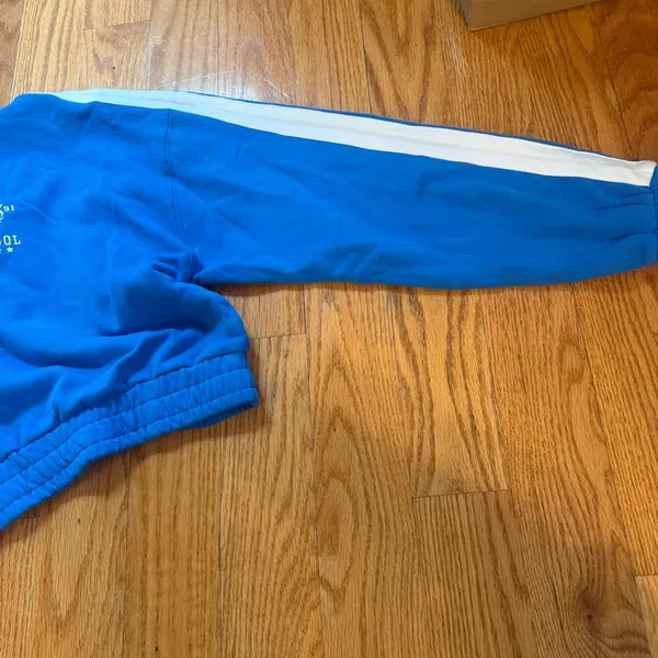 ⭐️Garage Bright Blue Hoodie with White Patch Detail - Image 6