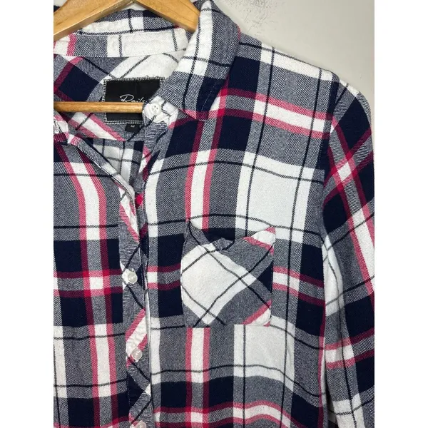 Rails Hunter Plaid Flannel Button Up Shirt Size M Red‎ Navy Patriot/Cranberry - Image 2