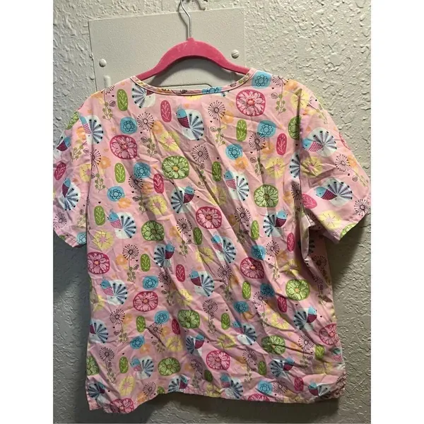 SB Scrubs Patterned Scrub Top Woman’s Size Large - Image 7