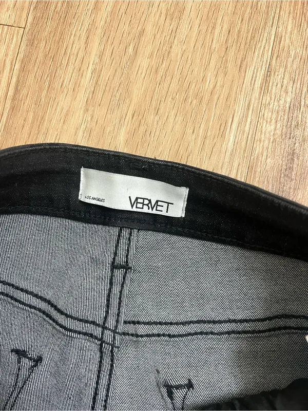 High-Rise Black Skinny Jeans with Button-Up Flyw - Image 5