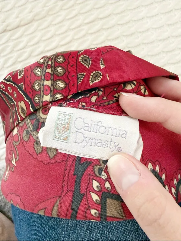 California Dynasty Vintage Paisley Satin Kimono Robe with Black Trim - Image 3