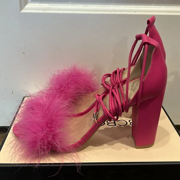 *Brand New* BCBGeneration Passion Pink Fluffy Heel, Size 8.5M - Image 3