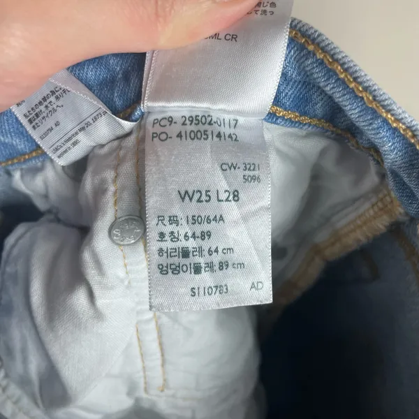 Levi’s Wedgie Straight Fit Women’s Jeans Size 25 - Image 9